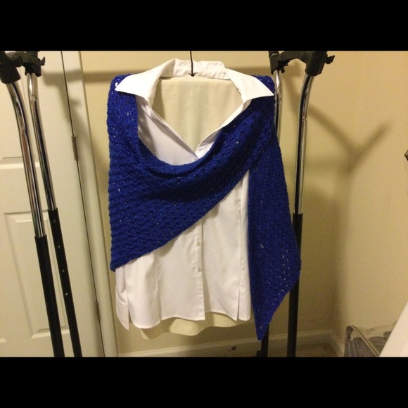 Sweaters - Hand crochet Shawl w/attachment